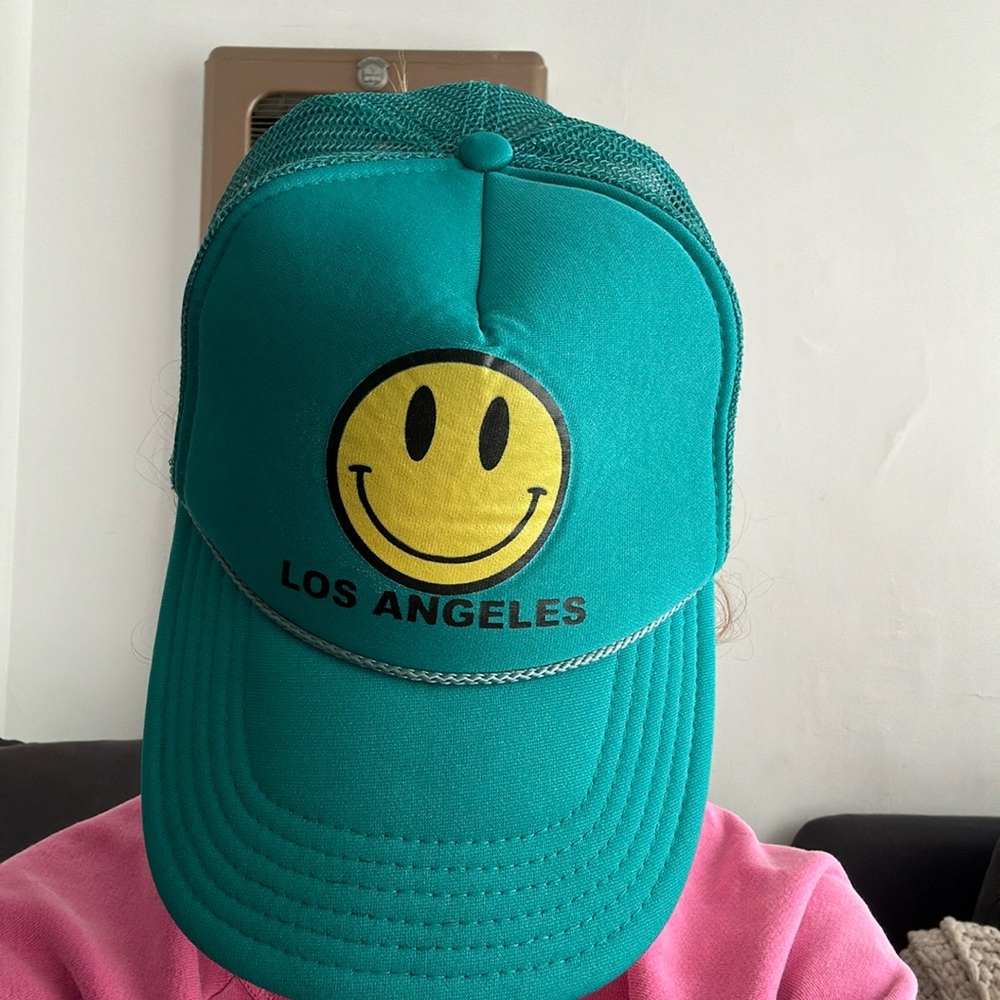 Cali good life Los Angeles smiley face hat